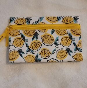 Lemon Ipsy Makeup‎ Travel Bag